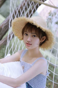 两个小婕子和我做愛HD